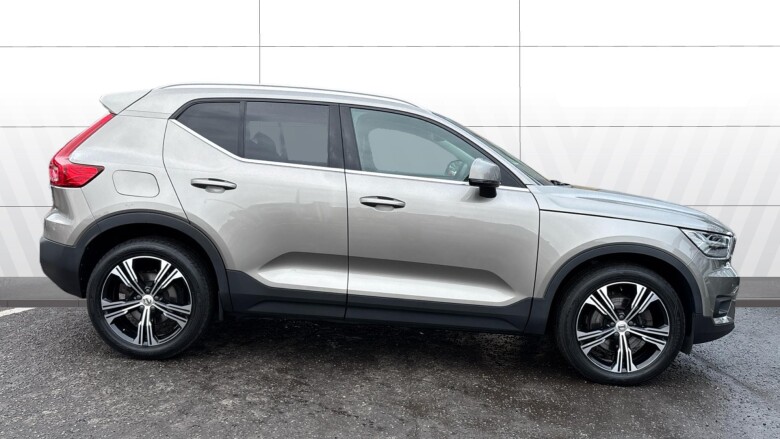 Volvo Xc40 2.0 B4P Inscription Pro 5dr Auto Petrol Estate